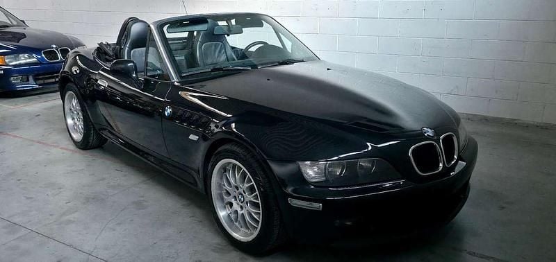 Nero Usata 2000 BMW Z3 Cabrio | 15.399 € (Ottimo prezzo) - Immagine 1/4
