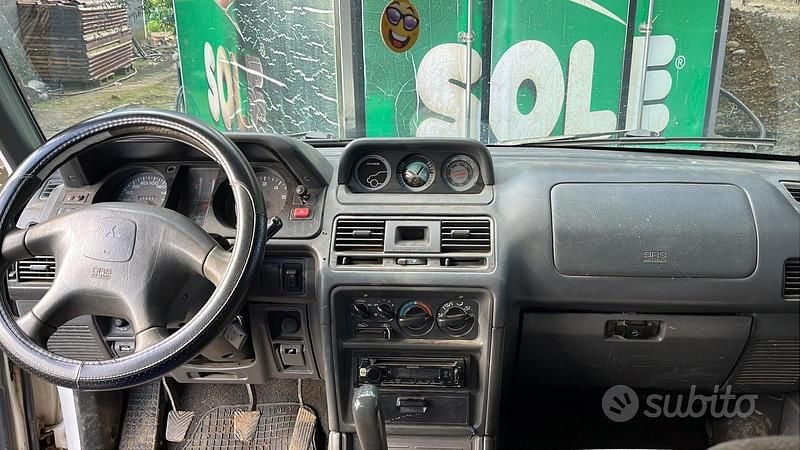 Usata Mitsubishi Pajero 100 CV (73 kW) 2000 Bianco SUV