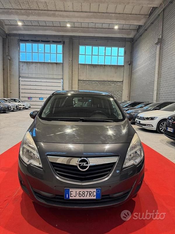 Occasion Opel Meriva 101 ch (74 kW) 2011 Gris Monospace