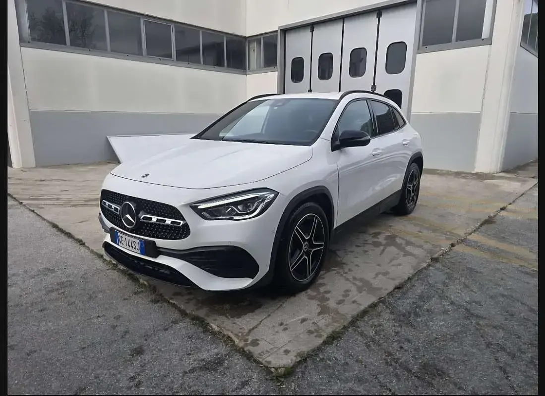 Usata Mercedes GLA200 Premium 150 CV (110 kW) 2021 SUV