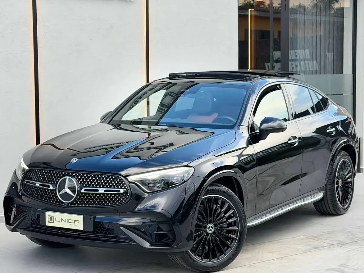 Usata Mercedes GLC300 Premium Plus 269 CV (197 kW) 2025 Nero SUV