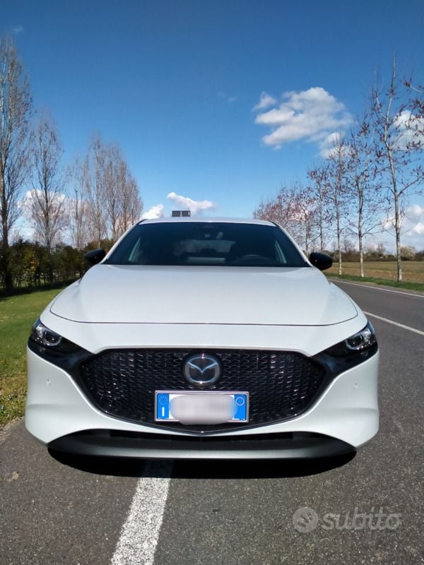 Usata Mazda 3 Homura-Line 150 CV (110 kW) 2024 Grigio Berlina