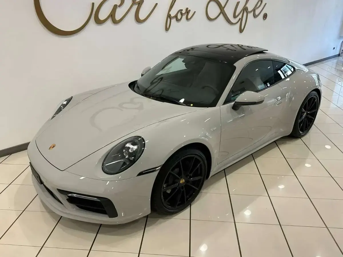 Usata Porsche 911 Carrera 385 CV (283 kW) 2021 Gesso Coupé