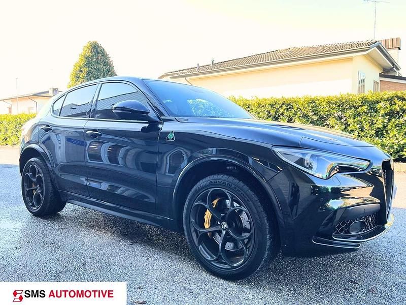 Usata Alfa Romeo Stelvio Quadrifoglio 510 CV (375 kW) 2018 Nero SUV