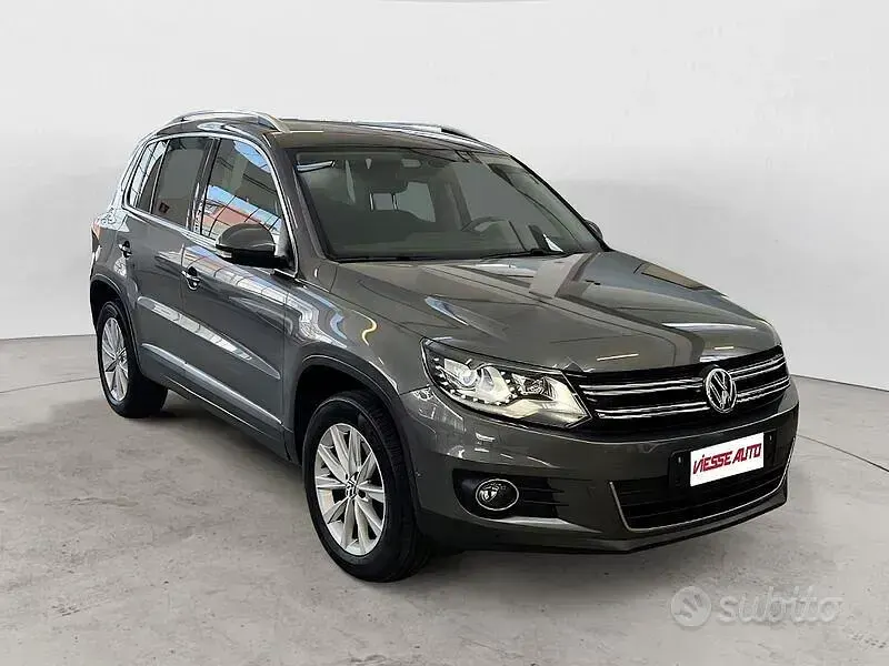 Usata VW Tiguan 150 CV (110 kW) 2015 Grigio SUV