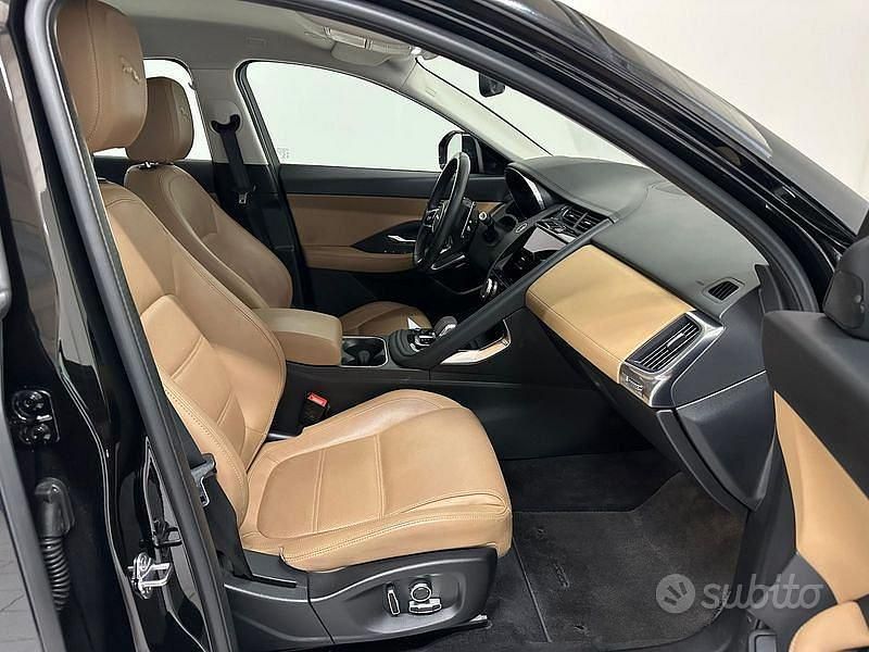 Occasion Jaguar E-Pace SE 163 ch (119 kW) 2022 Noir SUV