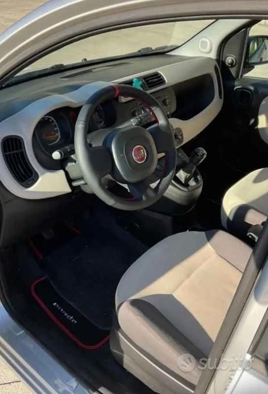 Usata Fiat Panda 85 CV (62 kW) 2013 Grigio Utilitaria