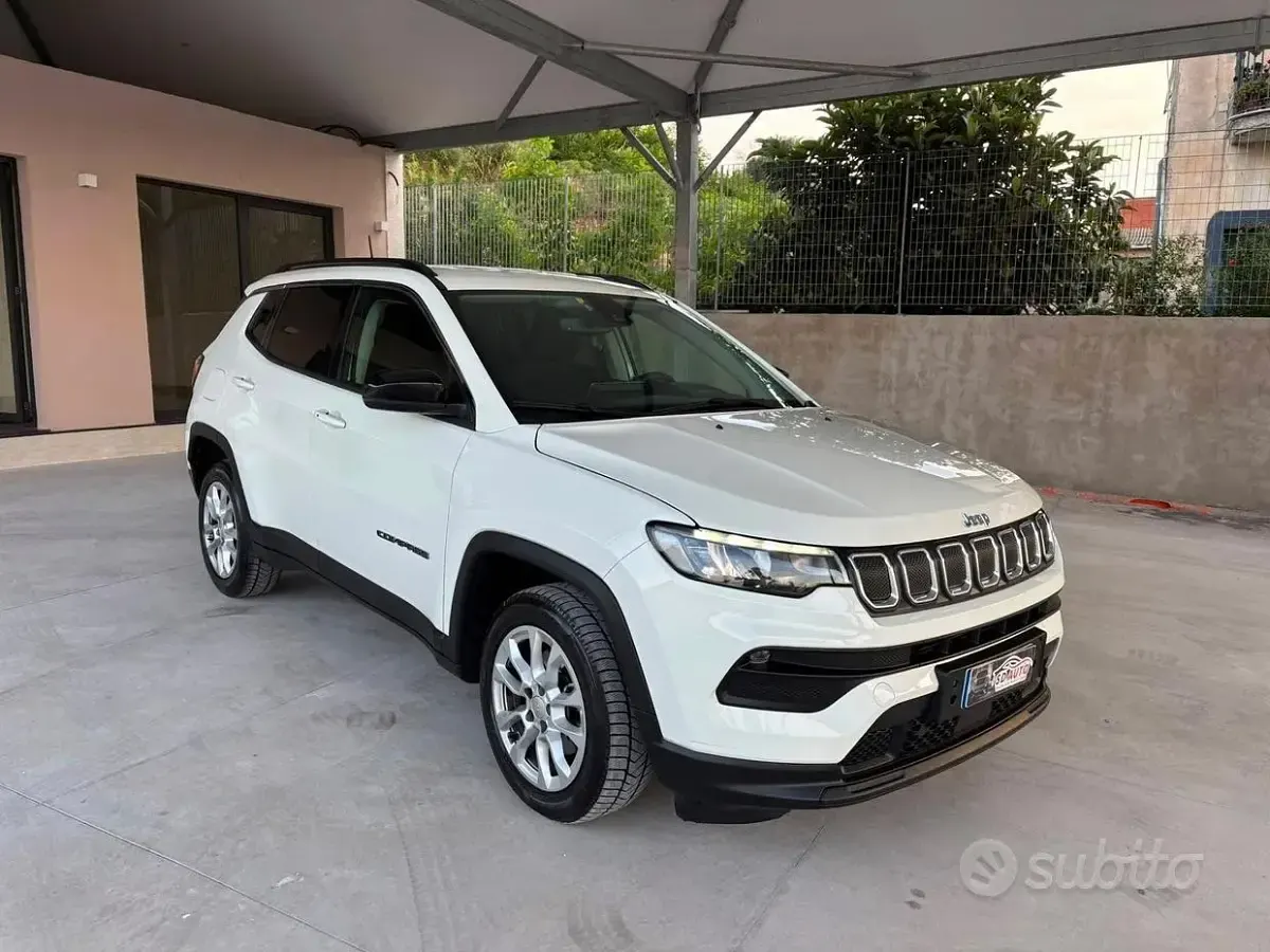 Usata Jeep Compass 131 CV (96 kW) 2022 Bianco SUV