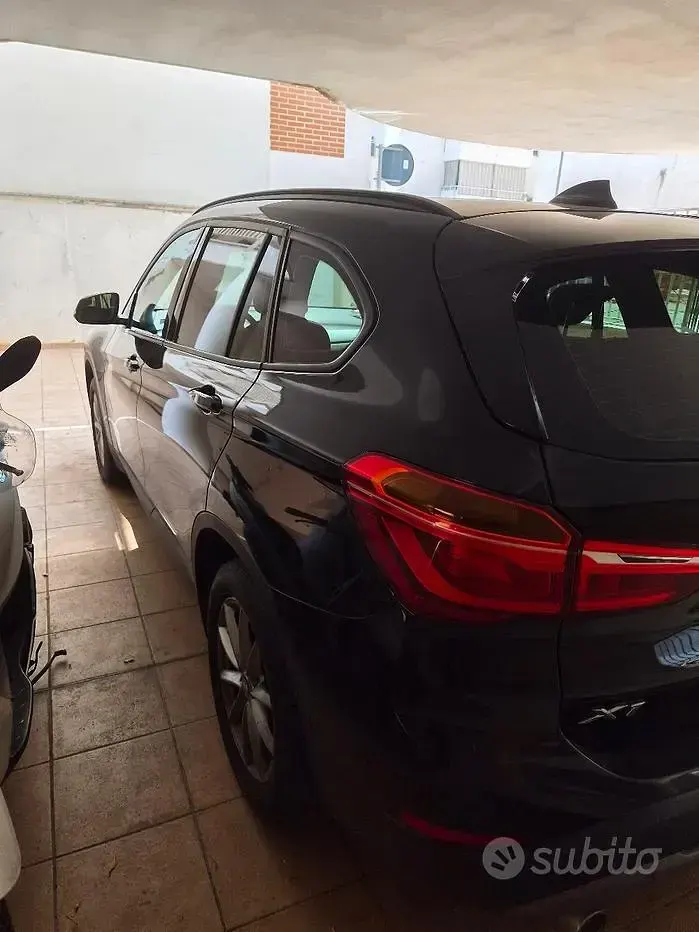 Usata BMW X1 Advantage 150 CV (110 kW) 2018 Nero SUV