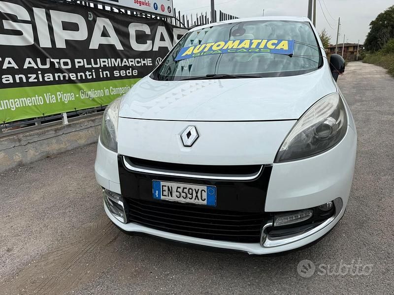 Bianco Usata 2012 Renault Scénic Bose Edition Monovolume | 5999 € (Buon prezzo) - Immagine 1/4