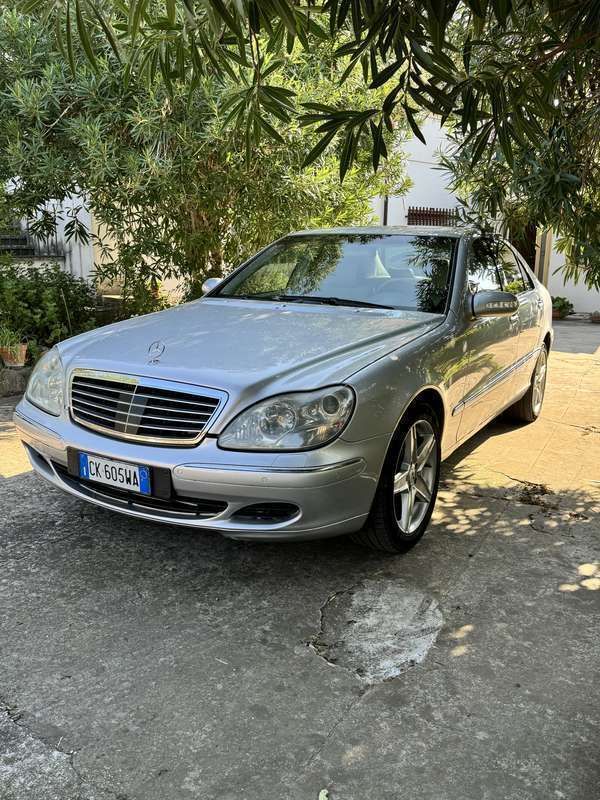 Usata 2003 Mercedes S320 Tre volumi | 5800 € (Molto cara) - Immagine 1/4