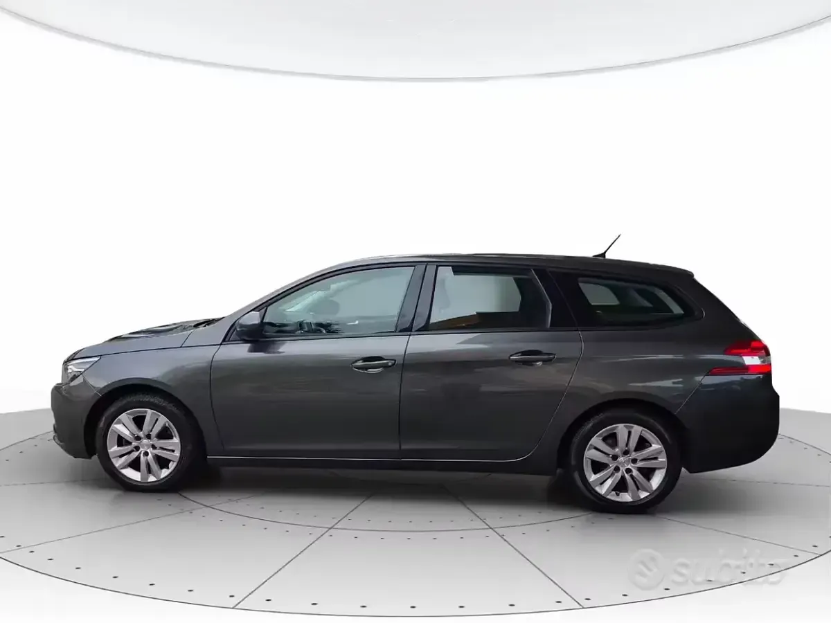 Usata Peugeot 308 SW Business-Line 131 CV (96 kW) 2020 Grigio Station wagon