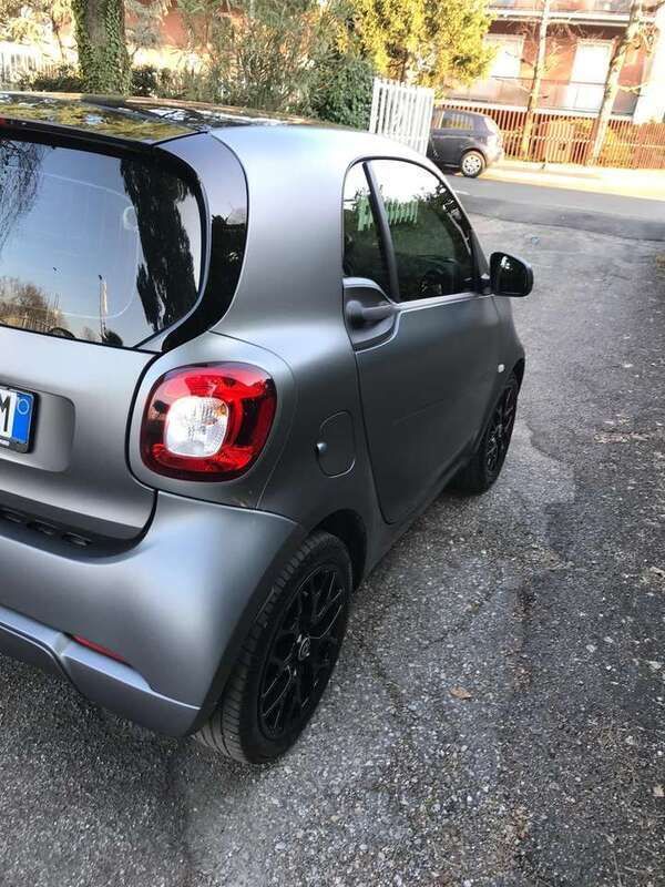 Usata Smart ForTwo Coupé Superpassion 71 CV (52 kW) 2019 Grigio opaco Utilitaria