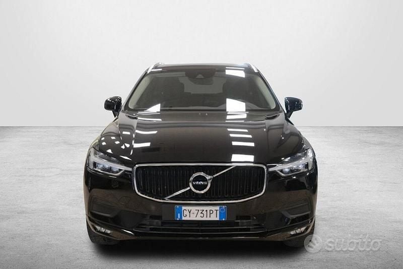 Usata Volvo XC60 Momentum 150 CV (110 kW) 2020 Nero SUV
