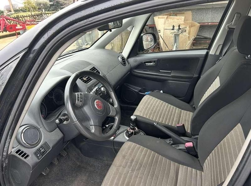 Usata Fiat Sedici 135 CV (99 kW) 2012 SUV