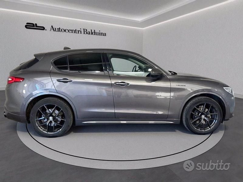 Usata Alfa Romeo Stelvio Ti 280 CV (205 kW) 2020 Grigio daytona perla SUV