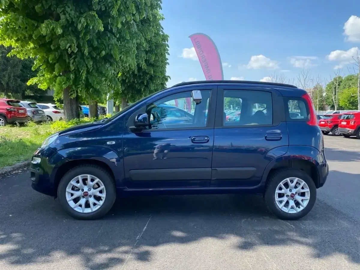 Occasion Fiat Panda Lounge 80 ch (58 kW) 2018 Bleue Citadine