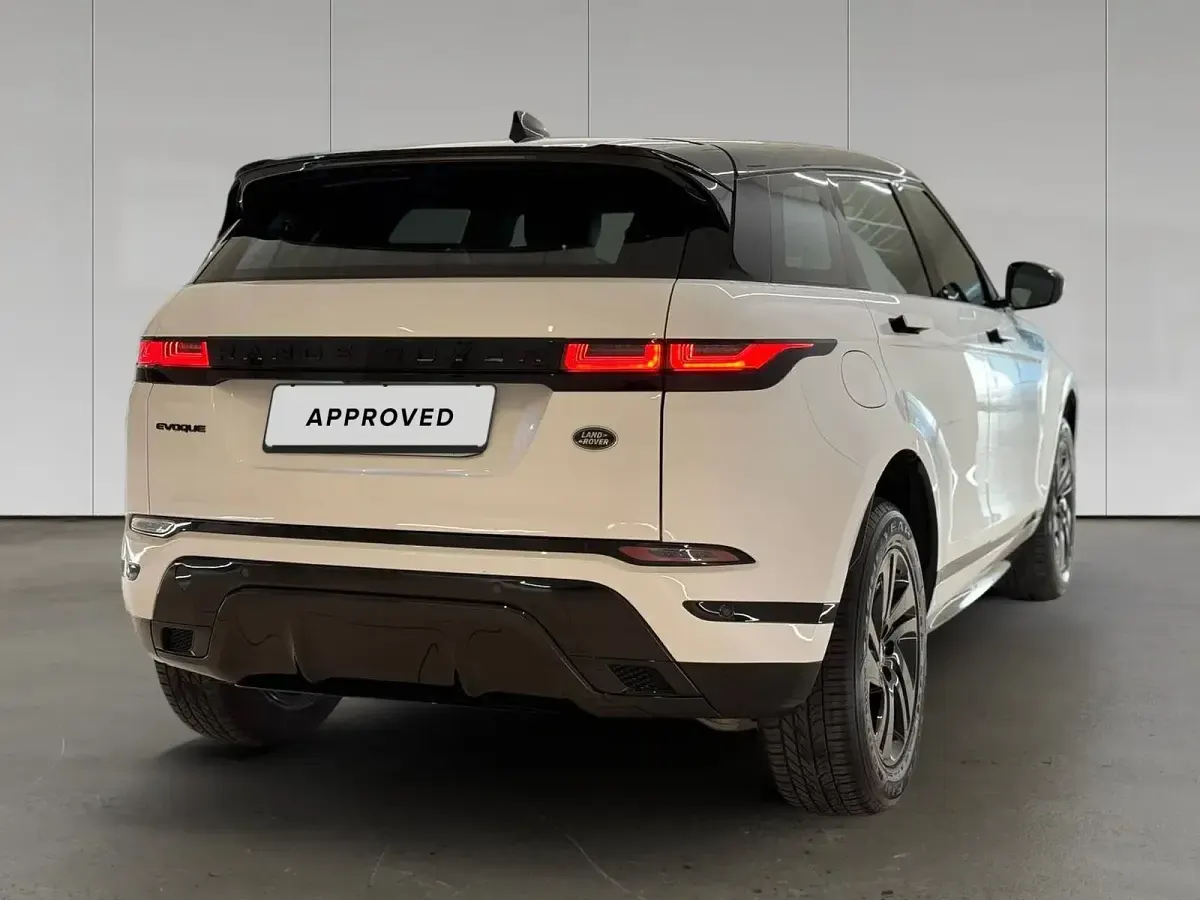 Usata Land Rover Range Rover evoque R-Dynamic 163 CV (119 kW) 2023 Ostuni pearl white SUV