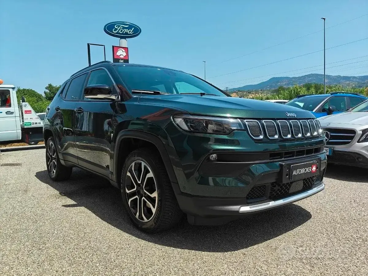 Usata Jeep Compass Limited 131 CV (96 kW) 2021 Verde SUV