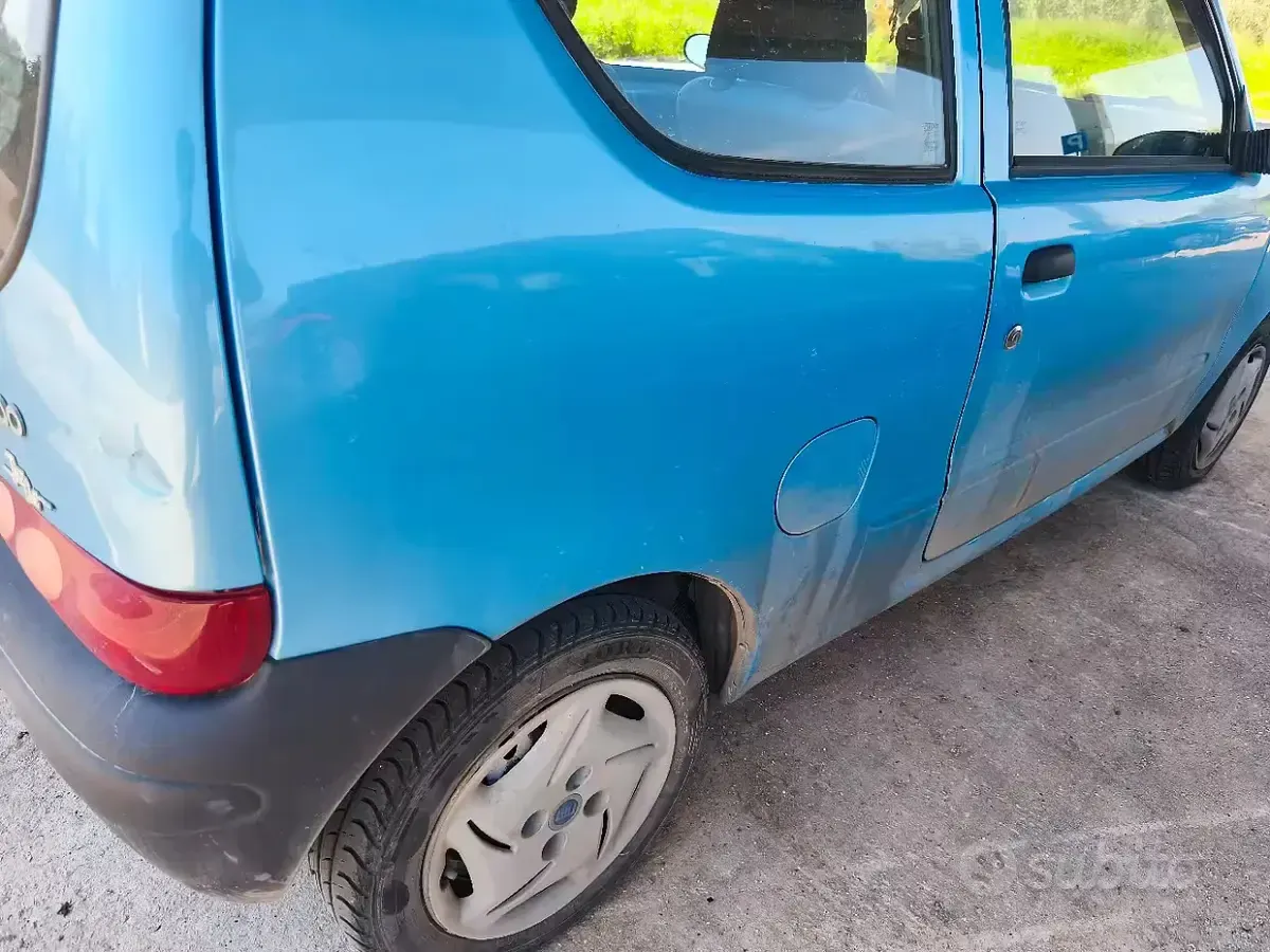 Usata Fiat Seicento 54 CV (39 kW) 2006 Bluazzurro Utilitaria