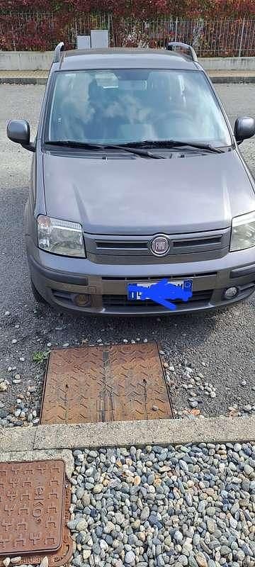 Usata Fiat Panda Dynamic 75 CV (55 kW) 2011 Grigio Utilitaria