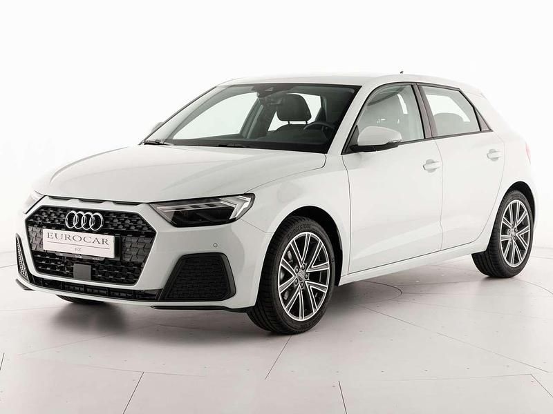 Nuova Audi A1 Sportback Business 116 CV (85 kW) 2025 Bianco ghiacciaio metallizzato Utilitaria
