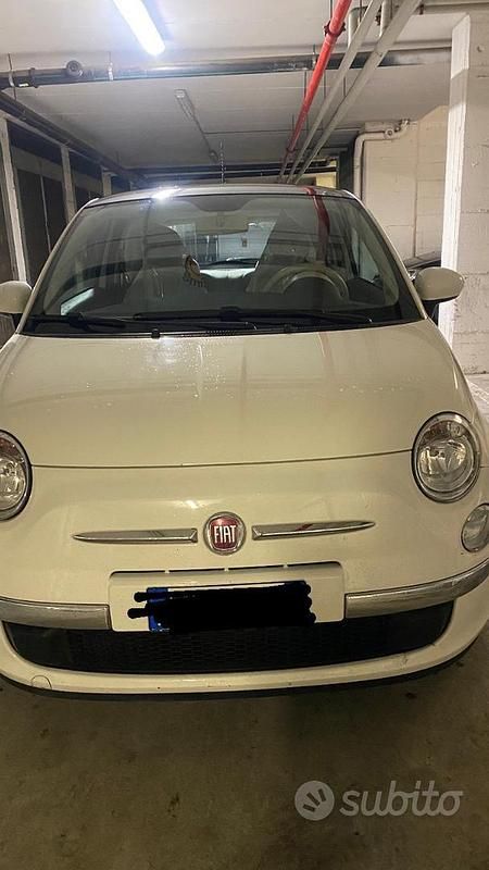 Usata Fiat 500 Lounge 69 CV (50 kW) 2012 Bianco Utilitaria