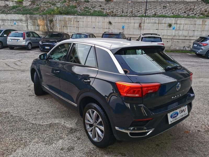 Usata VW T-Roc Style 149 CV (109 kW) 2020 Grigio SUV