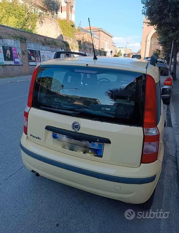 Usata Fiat Panda 60 CV (44 kW) 2007 Giallo Utilitaria