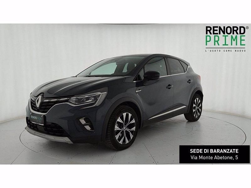Usata Renault Captur Techno 160 CV (117 kW) 2023 Blu scuro SUV