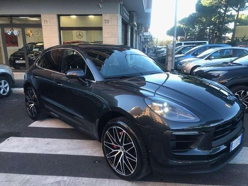 Nero Usata 2021 Porsche Macan Chrono SUV | 68.900 € (Cara) - Immagine 1/4