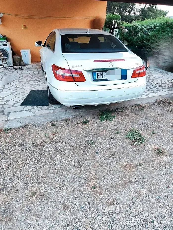 Usata Mercedes E220 170 CV (125 kW) 2011 Coupé