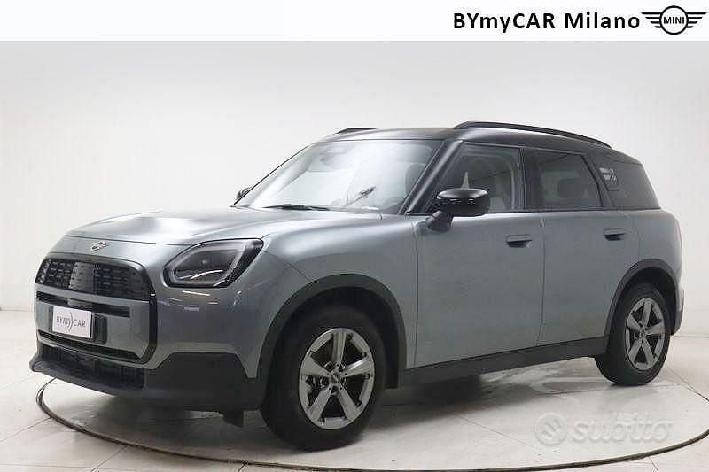 Usata Mini Countryman Classic 163 CV (119 kW) 2024 Verde SUV