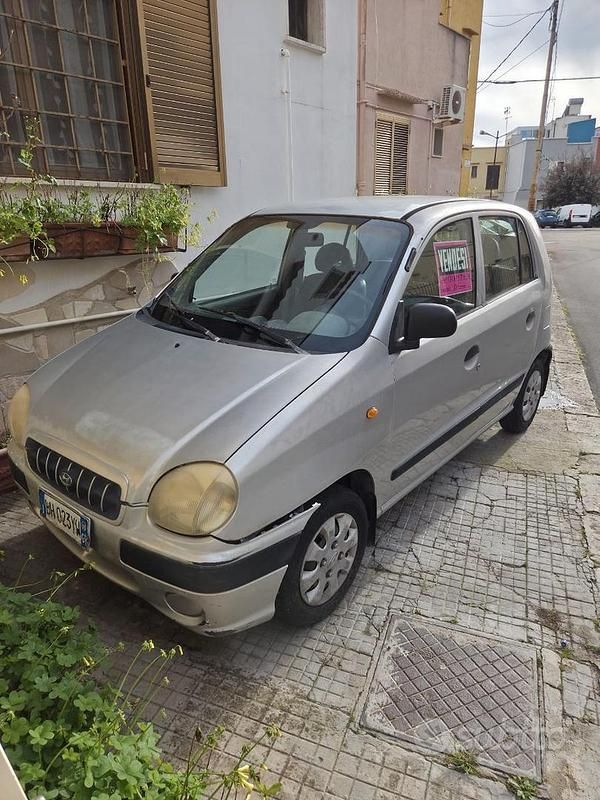 Usata Hyundai Atos 54 CV (39 kW) 2000 Grigio Utilitaria