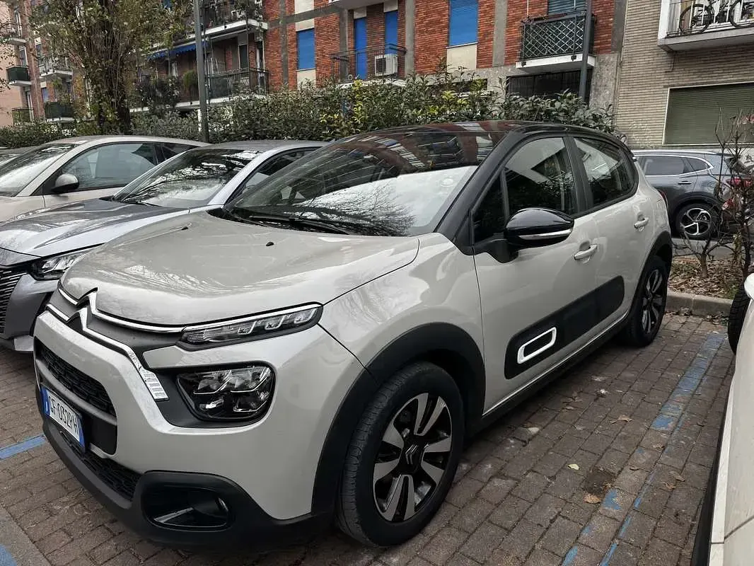 Usata Citroën C3 Feel 102 CV (75 kW) 2021 Grigio Berlina