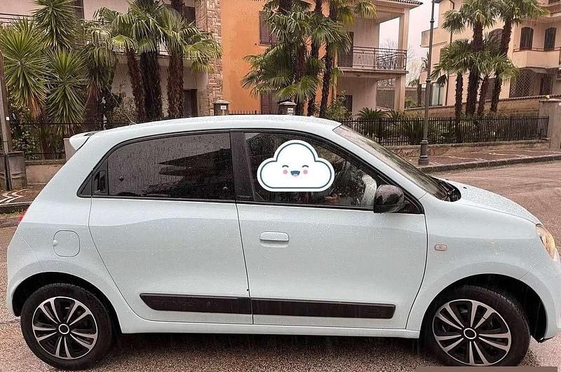 Usata Renault Twingo SE 69 CV (50 kW) 2024 Blu/azzurro Utilitaria