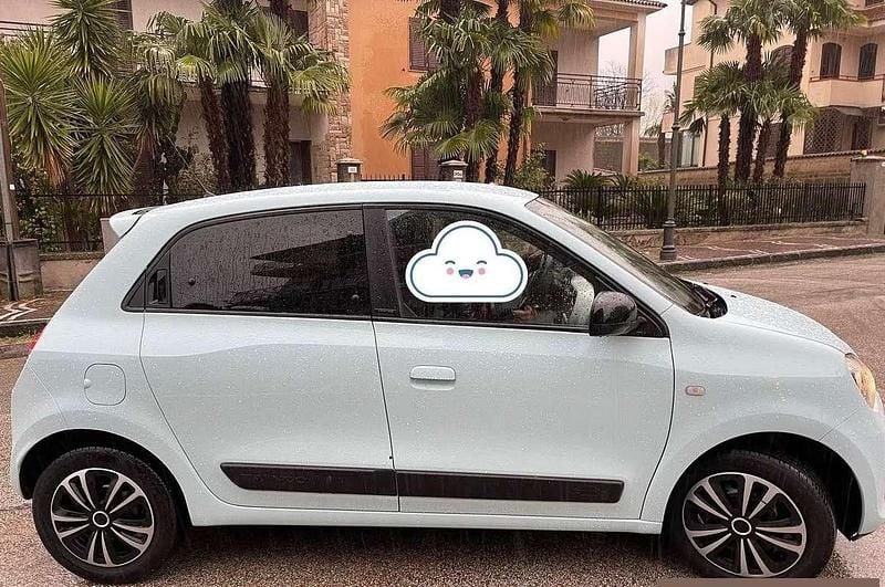 Usata Renault Twingo SE 69 CV (50 kW) 2024 Blu/azzurro Utilitaria