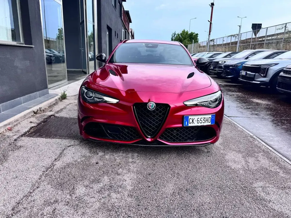 Usata Alfa Romeo Giulia Quadrifoglio 510 CV (375 kW) 2022 Rosso Berlina