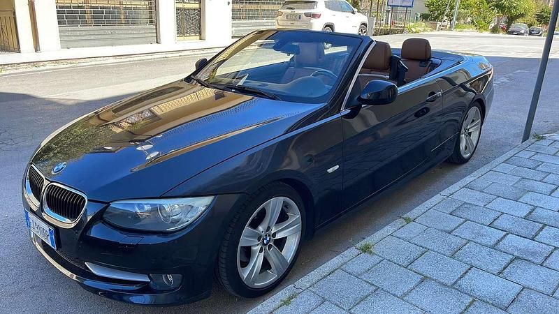 Usata BMW 320 Cabriolet M Sport 184 CV (135 kW) 2011 Nero Cabrio