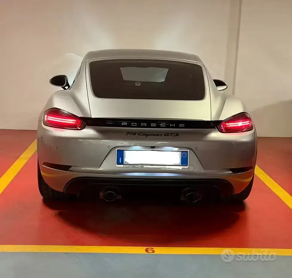 Usata Porsche Cayman GTS 400 CV (294 kW) 2021 Grigio Coupé