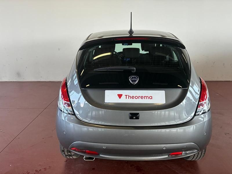 Usata Lancia Ypsilon S 69 CV (50 kW) 2024 Grigio pietra Utilitaria
