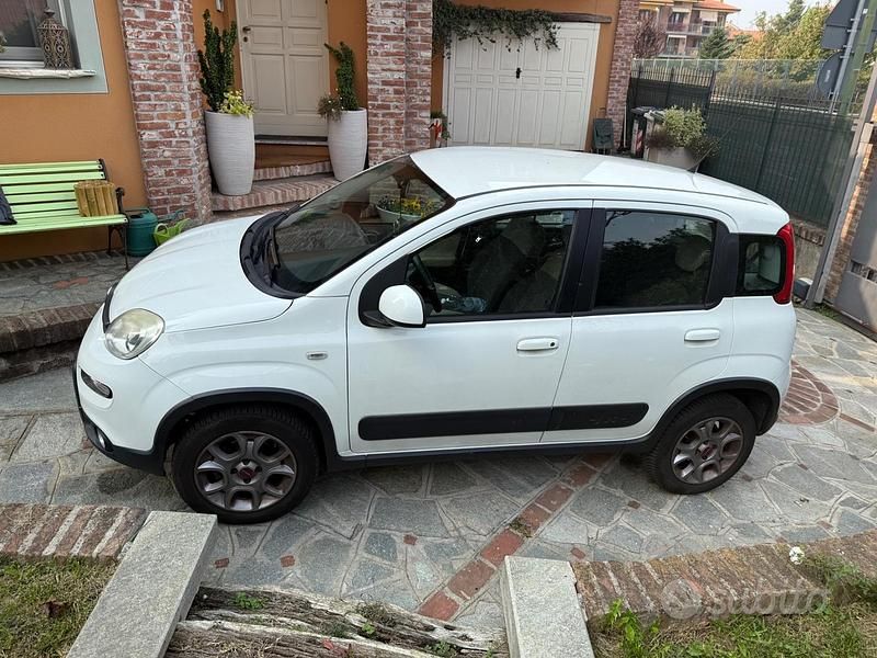 Usata Fiat Panda 4x4 85 CV (62 kW) 2013 Utilitaria
