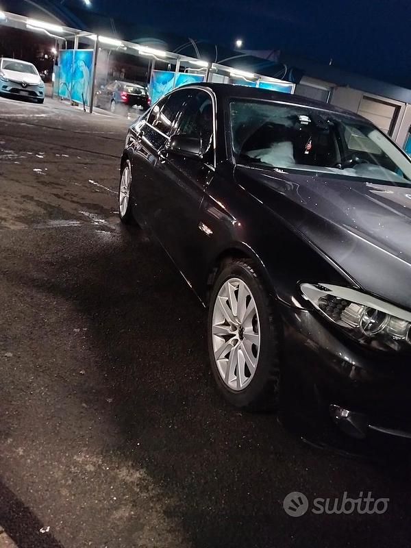 Usata BMW 520 2012 Nero Berlina