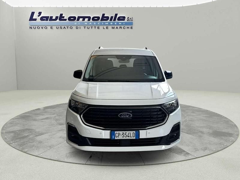 Usata Ford Tourneo Titanium 122 CV (89 kW) 2023 Bianco Furgone