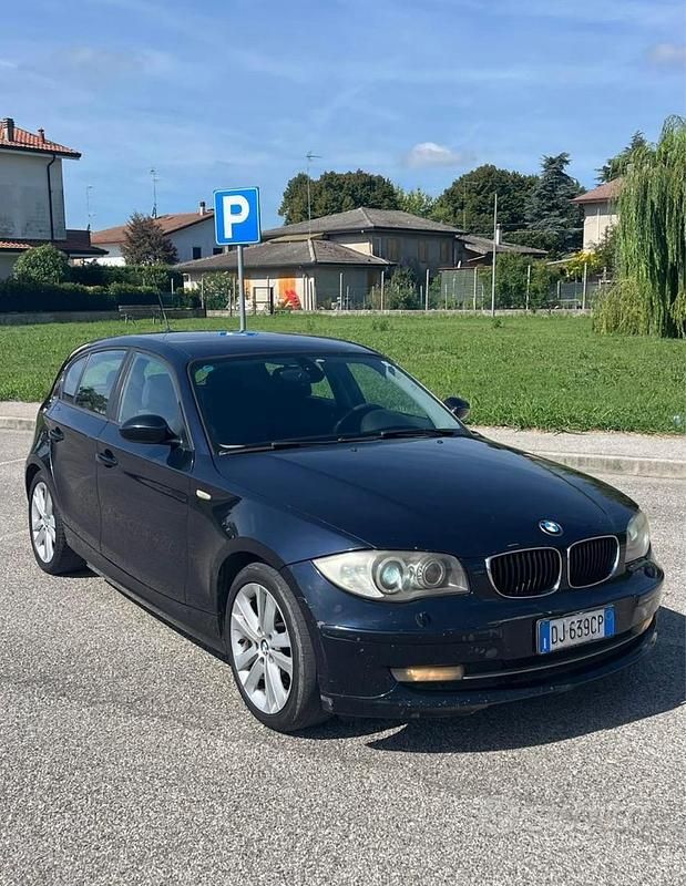Usata BMW 118 2008 Blu Utilitaria