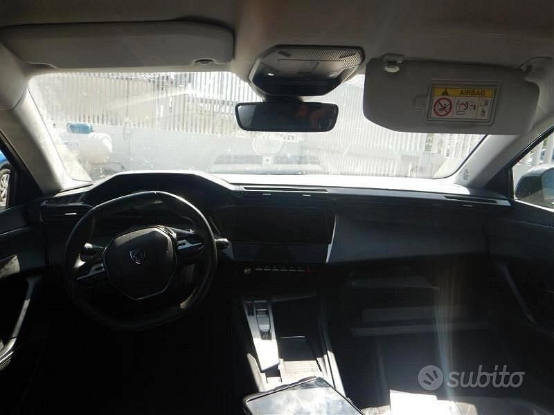 Usata Peugeot 408 Allure 130 CV (95 kW) 2023 Bianco SUV