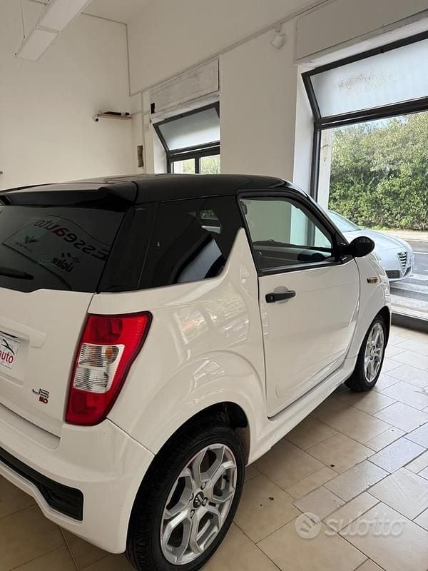 Usata Ligier JS50 2022 Bianco Utilitaria