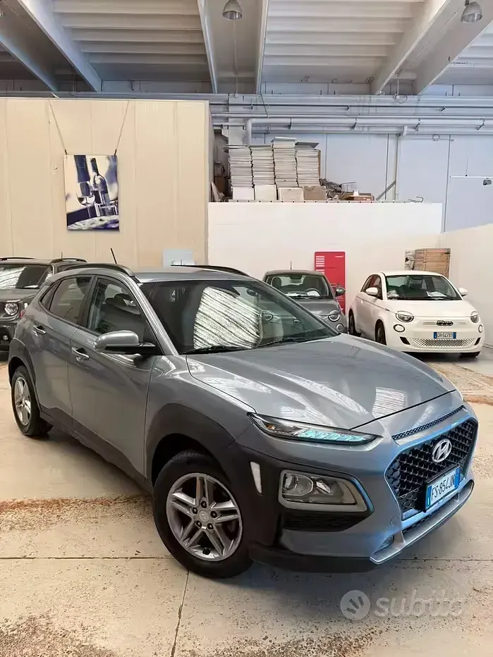 Usata Hyundai Kona Style 116 CV (85 kW) 2018 Grigio SUV