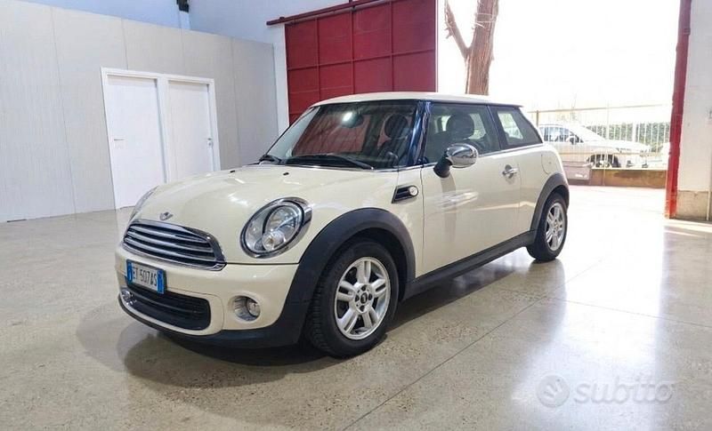 Usata Mini ONE 75 CV (55 kW) 2013 Bianco Utilitaria