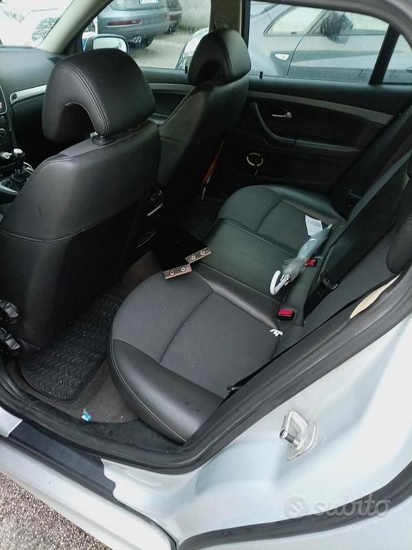 Usata Saab 9-3 150 CV (110 kW) 2010 Grigio Station wagon